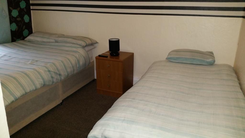 The Croft Bed & Breakfast Blackpool Room photo